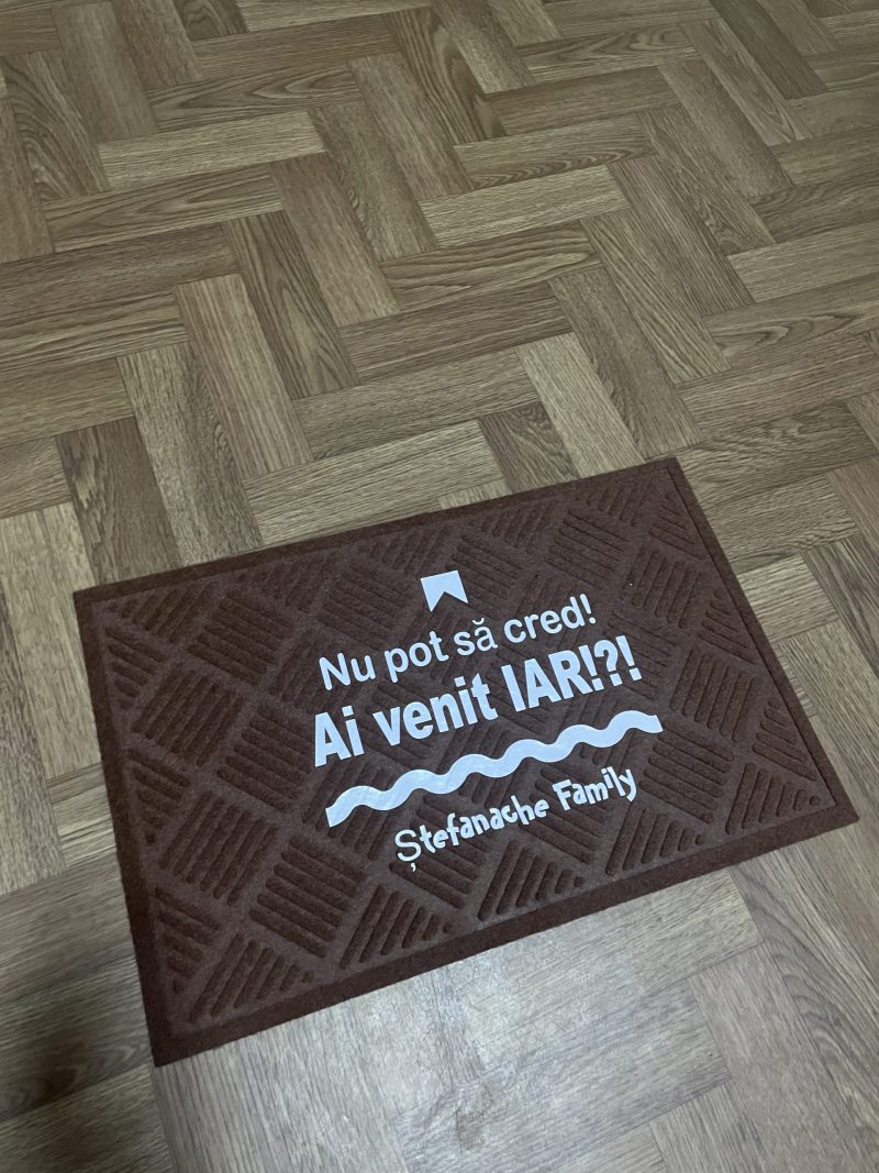 Covoras personalizat iar ai venit?