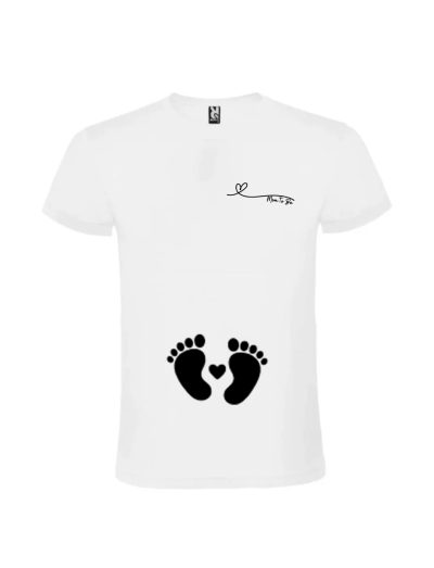 Tricou mama in curand picioruse bebelus pe burtica si text personalizat
