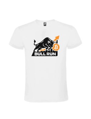 Un barbat purtand un tricou bitcoin traderi cadou personalizat alb cu design grafic de tranzactionare